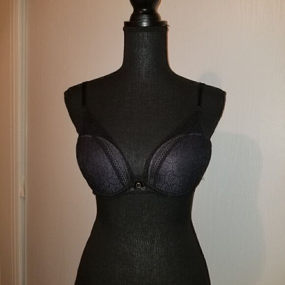Chantelle Black Festive Lace Plunge Bra (34C ) - Picture 4 of 14